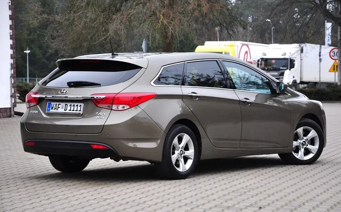 Hyundai i40 cena 36900 przebieg: 204000, rok produkcji 2013 z Pruchnik małe 742